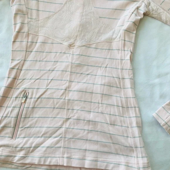 Lululemon pink and grey long sleeved top - Picture 12 of 16